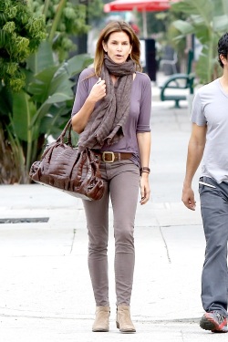 Cindy Crawford Beverly Hills_021814_2