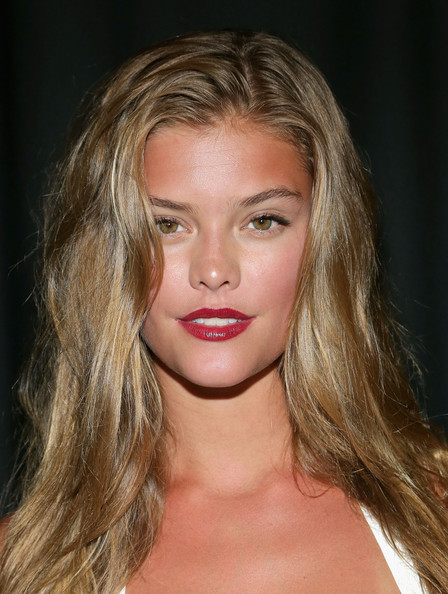 Nina+Agdal+MBFW+Swim+Backstage+Beach+Bunny+j6iVpNwR0-hl