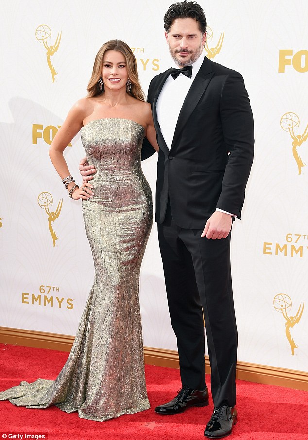 2C924C2C00000578-3242638-Royal_in_Hollywood_Sofia_Vergara_and_Joe_Manganiello_did_not_dis-m-91_1442793542176